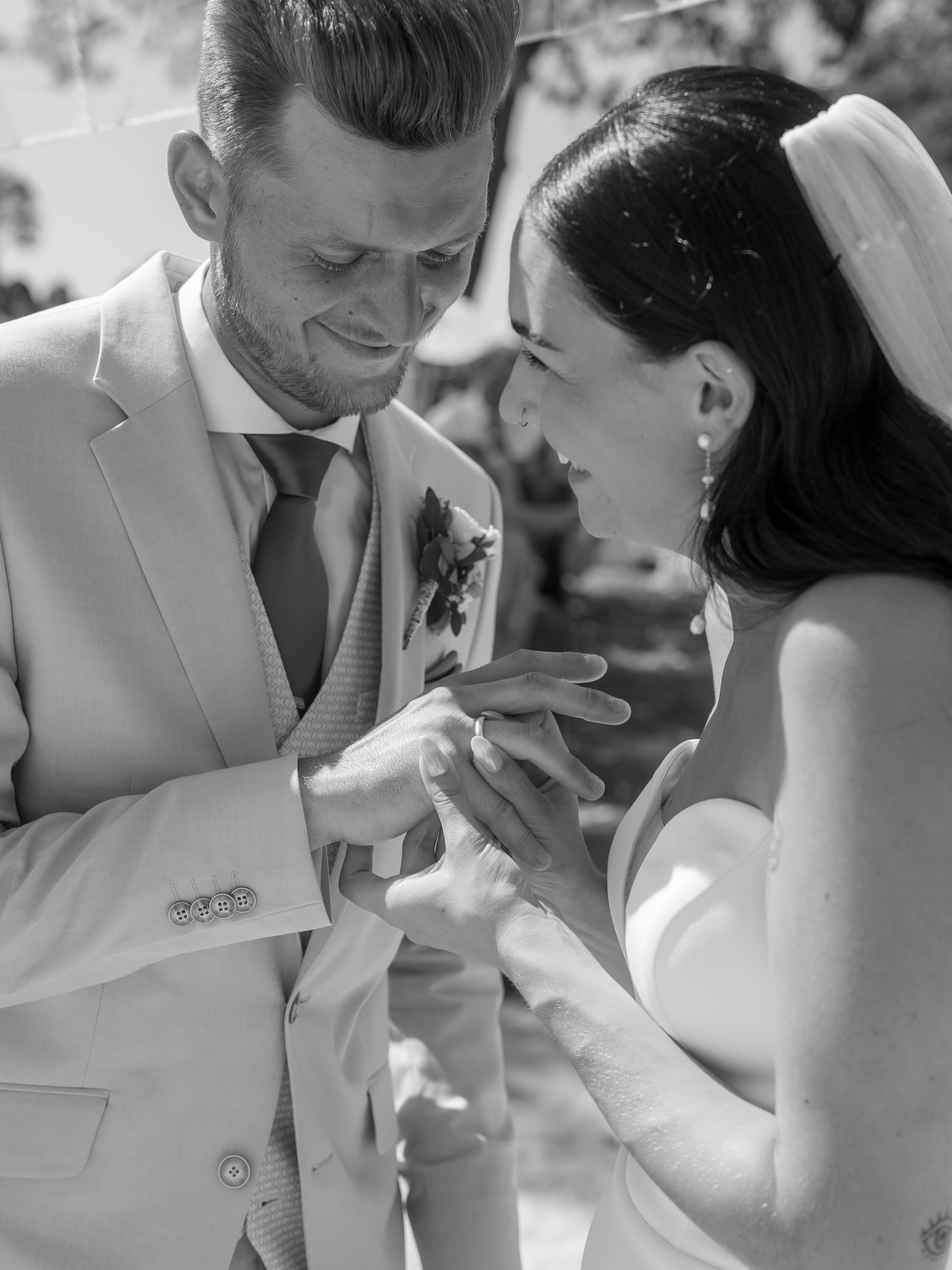 Kuss des Hochzeitspaares